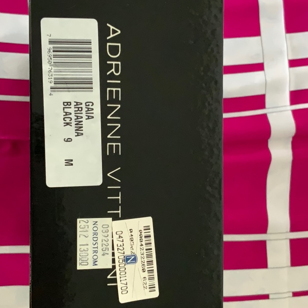 Adrienne Vittadini, made in Italy strap heels, black, size 9. Barely worn - Picture 6 of 6